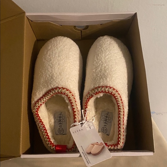 Clogs - Picture 11 of 11